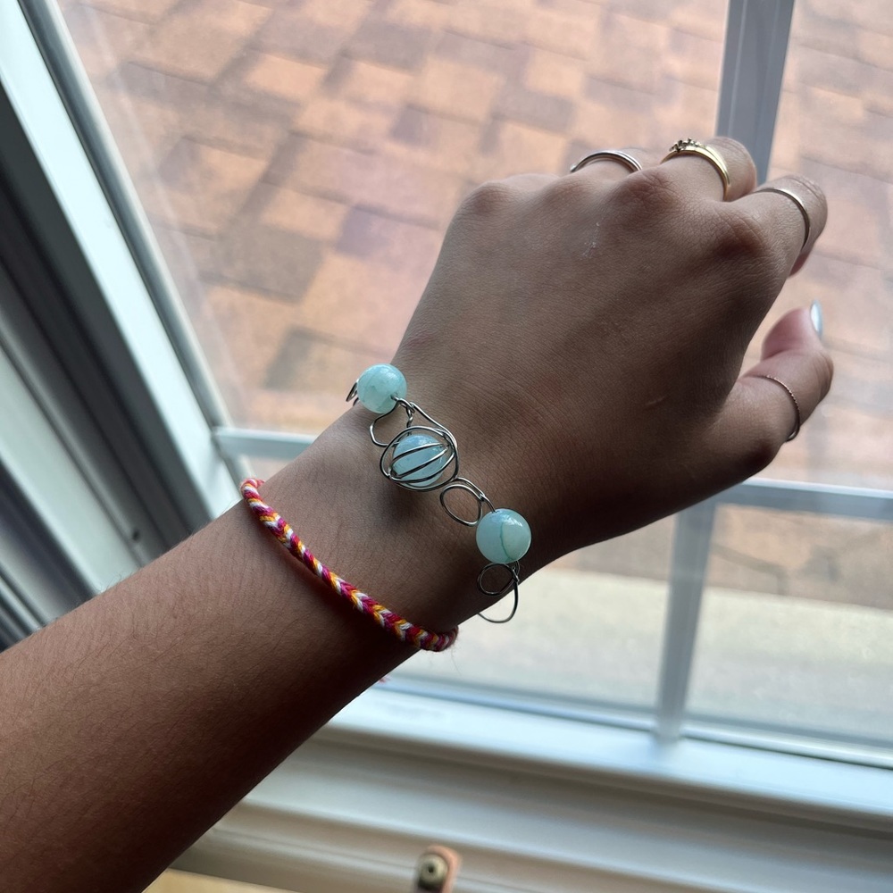 wire bracelet